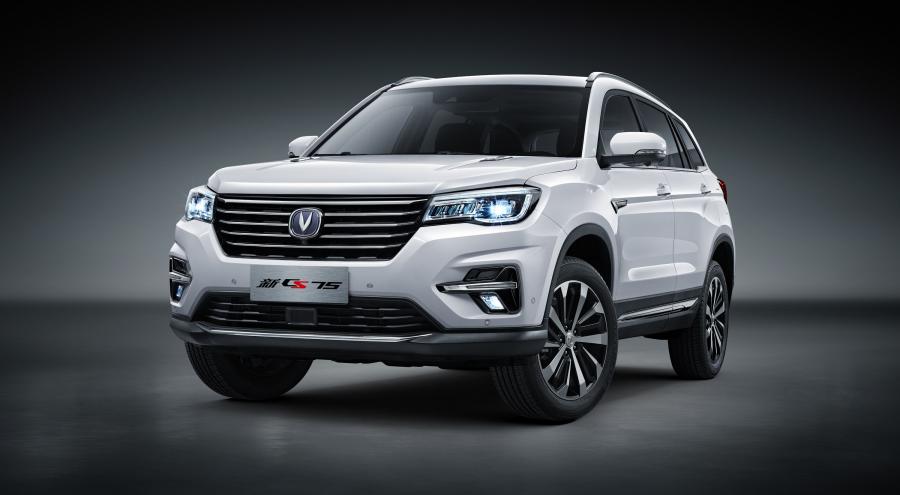  ChangAn CS75 2018 года  (фото 6 из 35)